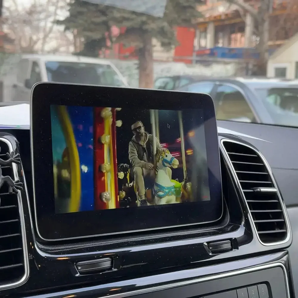 DriveBox™ Smart TV do Twojego auta
