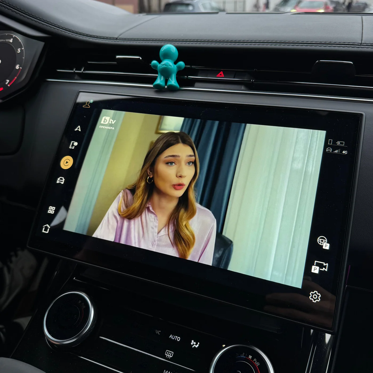 DriveBox™ Smart TV do Twojego auta