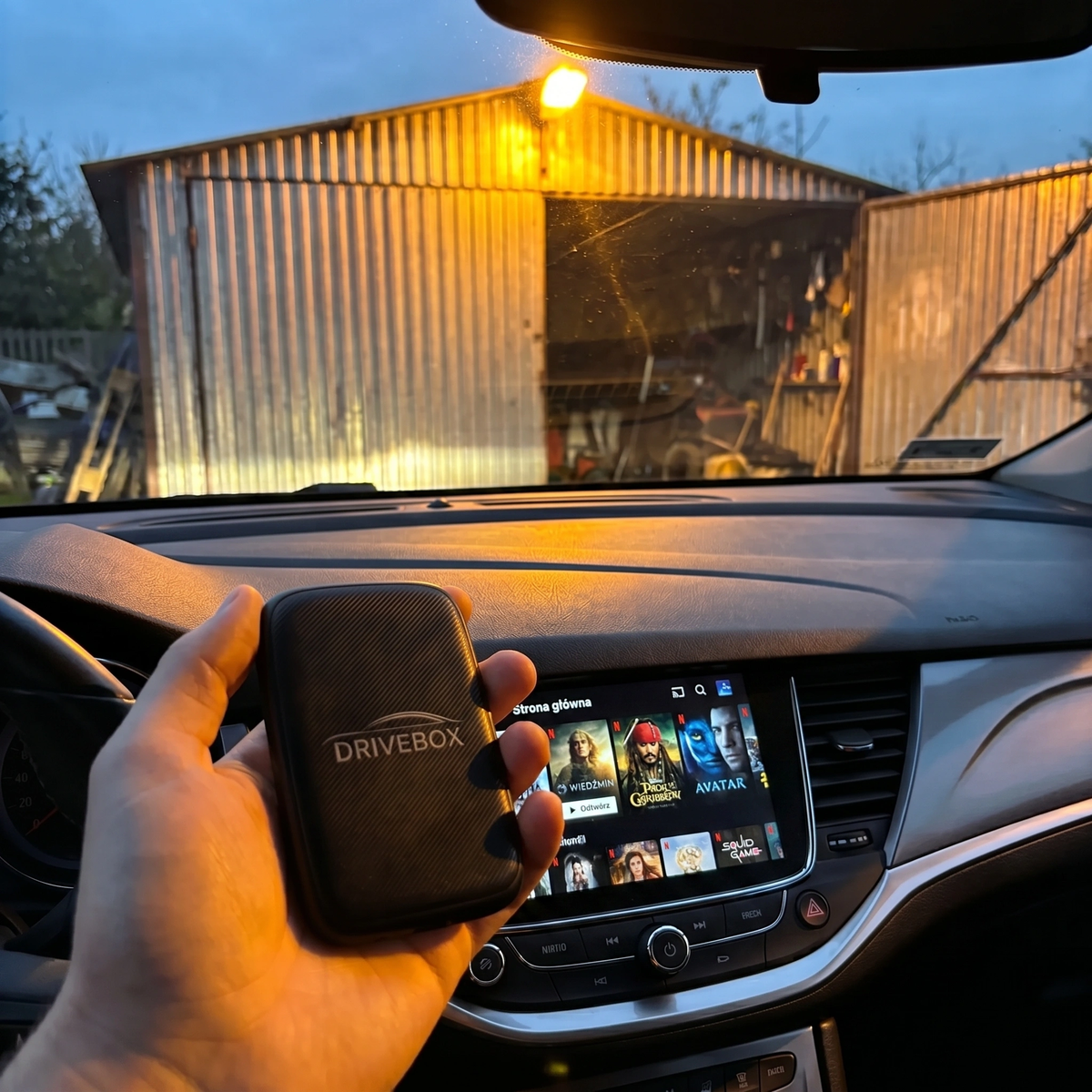 DriveBox™ Smart TV do Twojego auta